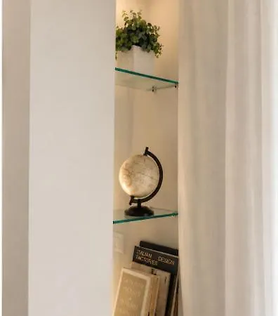 Beside The Vatican Bed & Breakfast 4*
