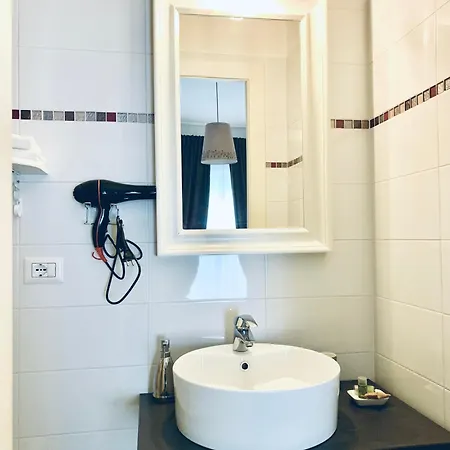 Beside The Vatican Rom