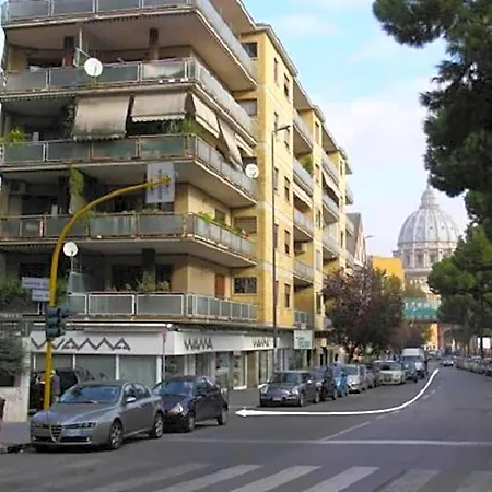 Beside The Vatican 4*