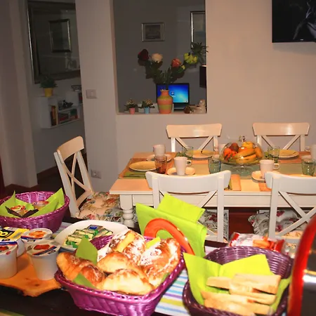 Beside The Vatican רומא